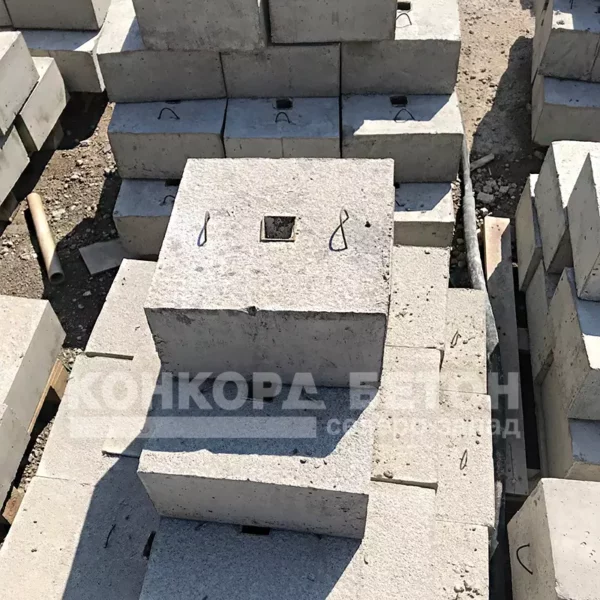 Фундамент для дорожного знака Ф2-4 400x400x200