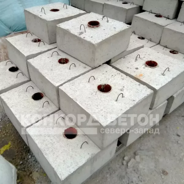 Фундамент для дорожного знака Ф2-4 400x400x200 круглая