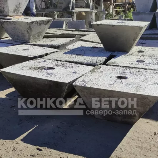 Фундамент для дорожного знака Ф2-7 700x700x300