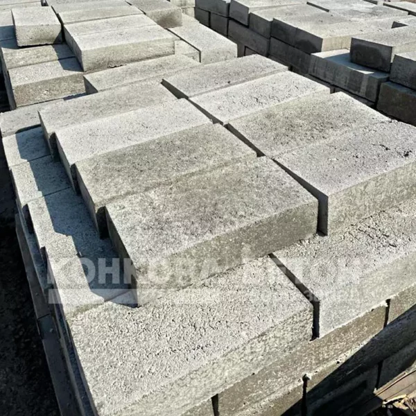 Фундаментный бетонный блок ФБС 400x200x100 мм (без проушин)
